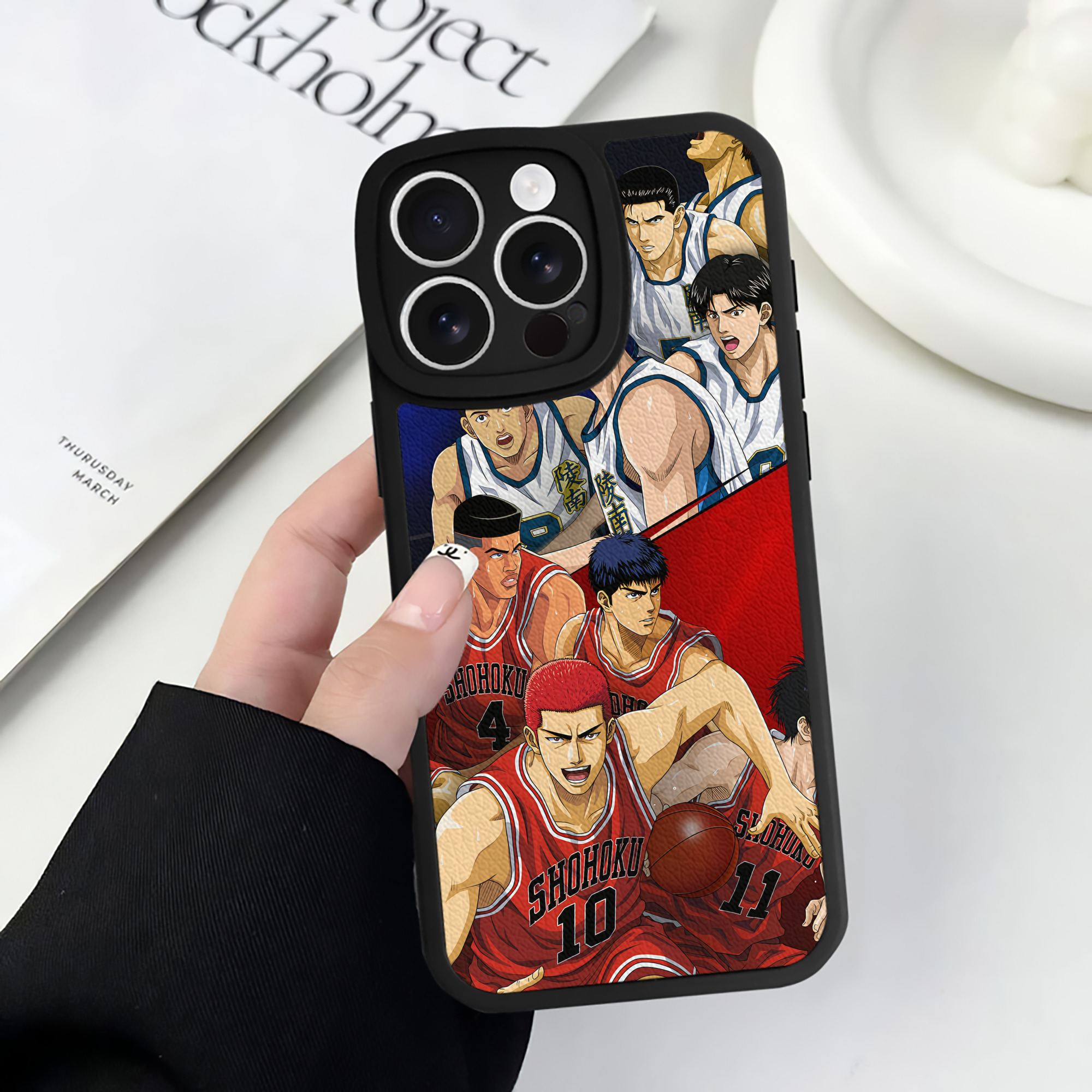 （画像用） SLAM DUNK／スラムダンク 【iPhone 16シリーズ対応】シリコンスマホケース（レザー調） 材質：シリコン